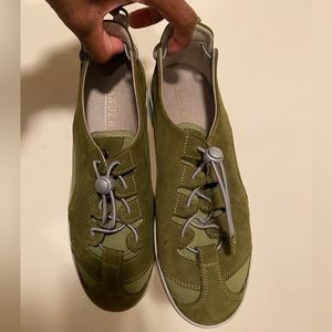 Forest Green Pandere Saturday Shoes
